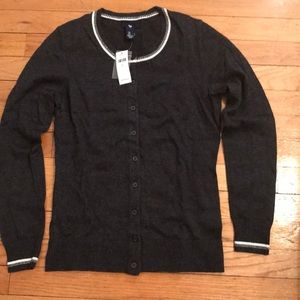 NWT gap cardigan